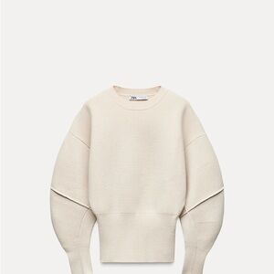 Zara Off-White Women's Crew Neck Sweater